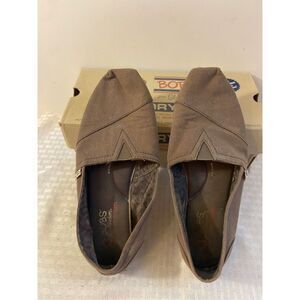 Bobs loafers size 9 sn33645 brown